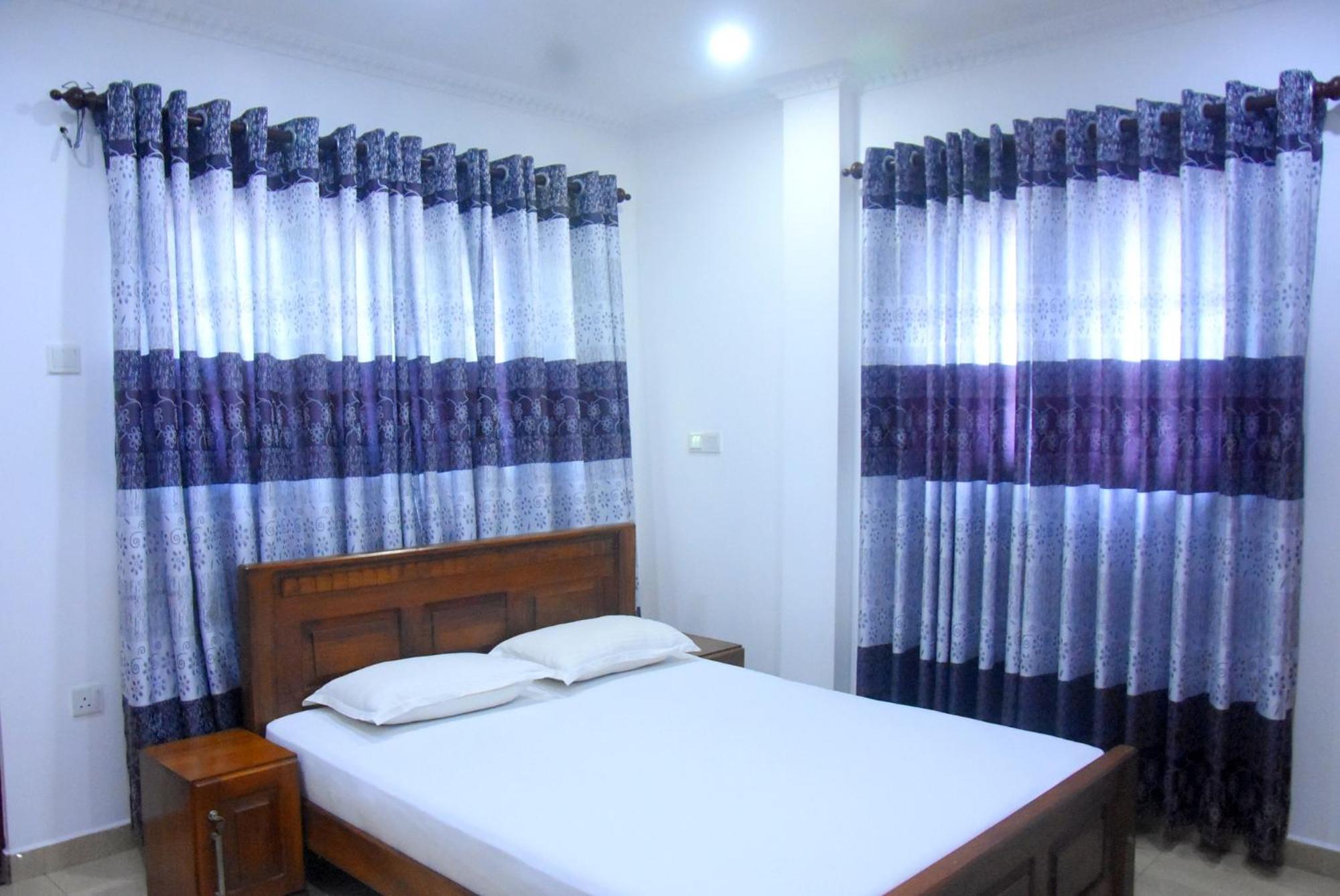 Hotel Rathna Gems Halt Ratnapura Exterior foto