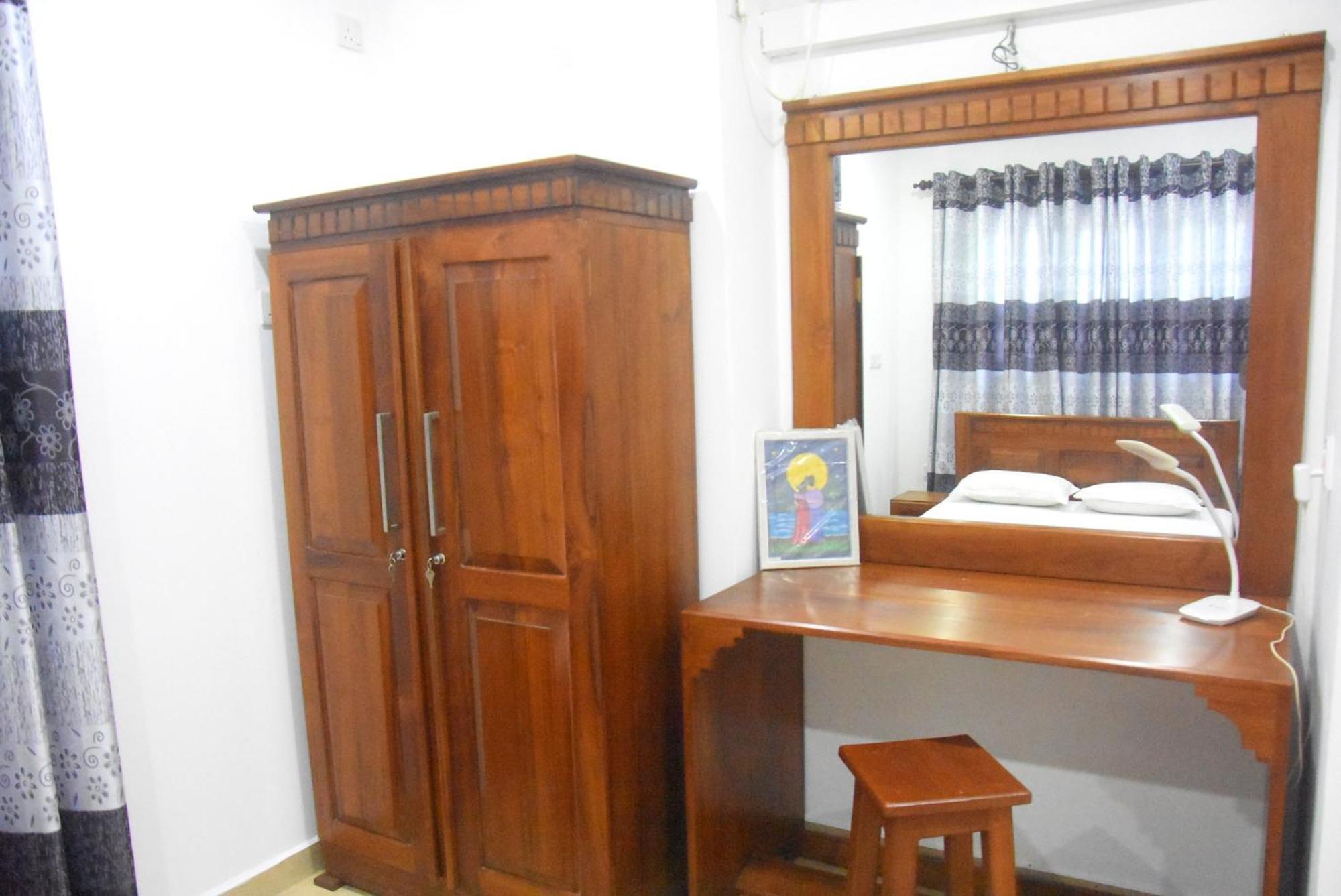 Hotel Rathna Gems Halt Ratnapura Exterior foto