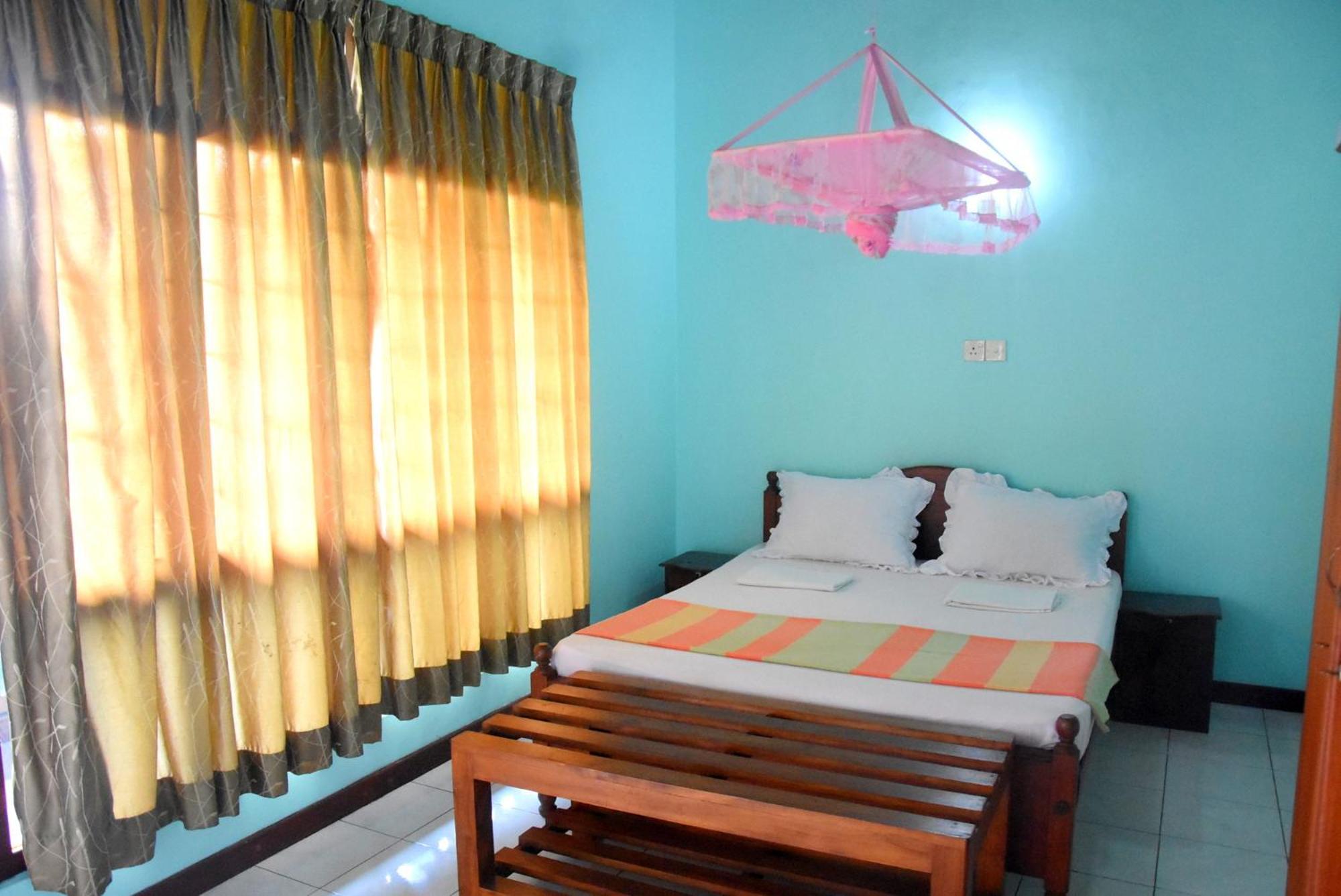 Hotel Rathna Gems Halt Ratnapura Exterior foto