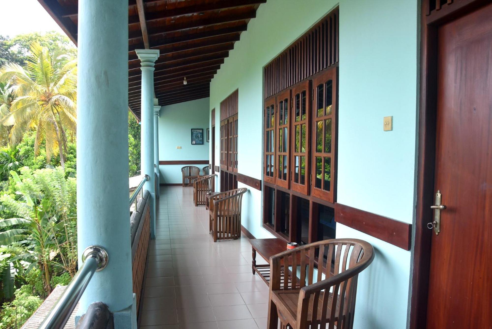 Hotel Rathna Gems Halt Ratnapura Exterior foto