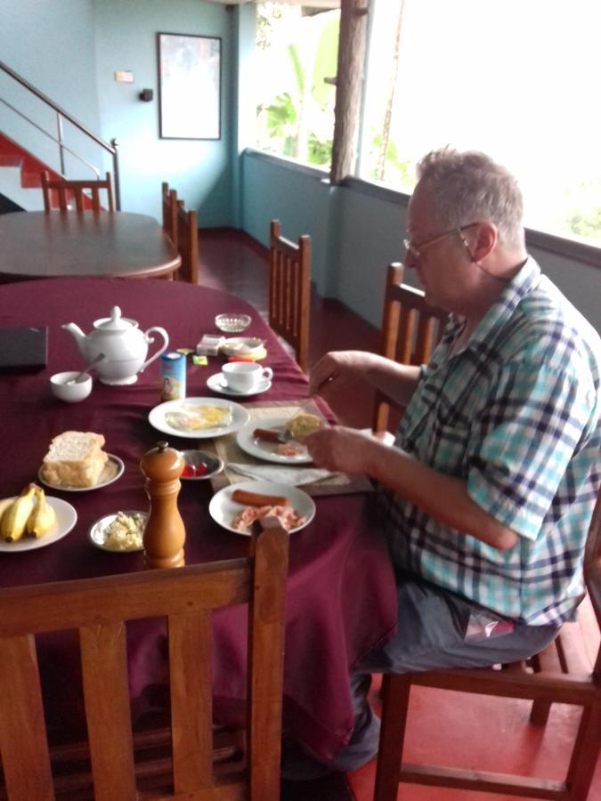 Hotel Rathna Gems Halt Ratnapura Exterior foto